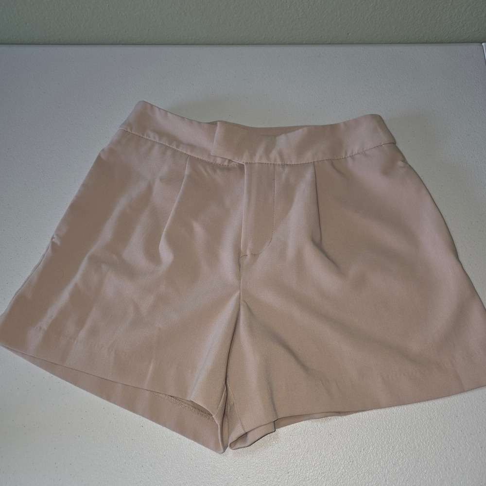 A New Day Womens Tan Pleated High Rise Dress Shorts Size 6 Beige Tailored